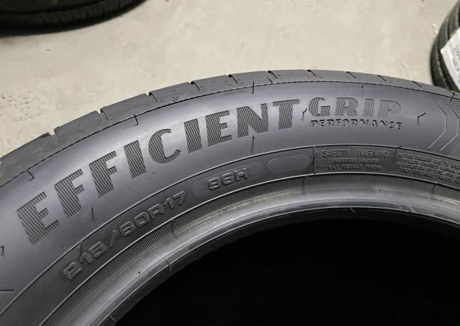 Goodyear EfficientGrip Performance 215/60 R17 96H