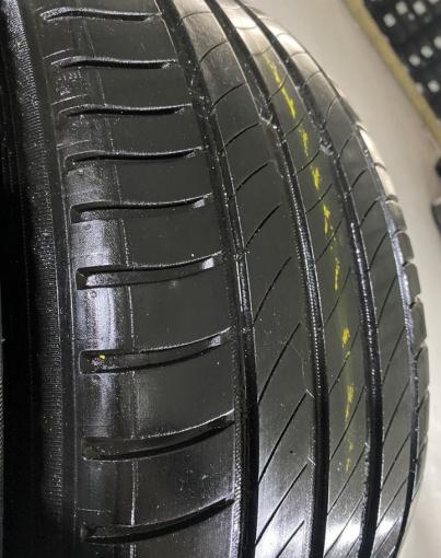 Michelin Primacy 4 235/55 R17