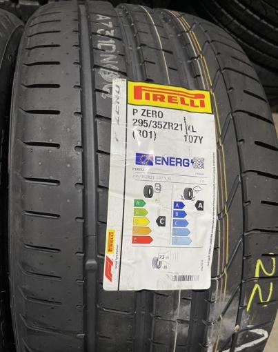 Pirelli P Zero 295/35 R21 и 315/30 R22 Y