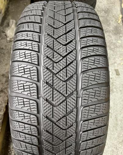 Pirelli Scorpion Winter RFT 265/50 R19 110H