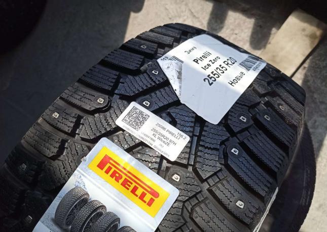 Pirelli Ice Zero 2 255/35 R20