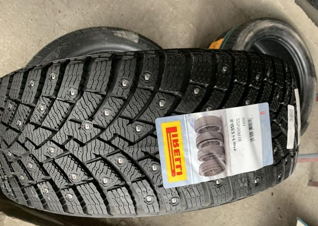 Pirelli Ice Zero 2 225/50 R18