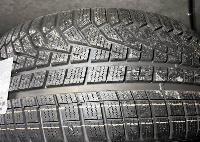 Hankook Winter I&#39;Cept Evo2 W320 255/45 R19