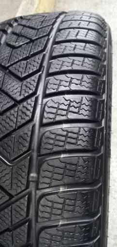 Pirelli Winter Sottozero 3 225/40 R18 92V