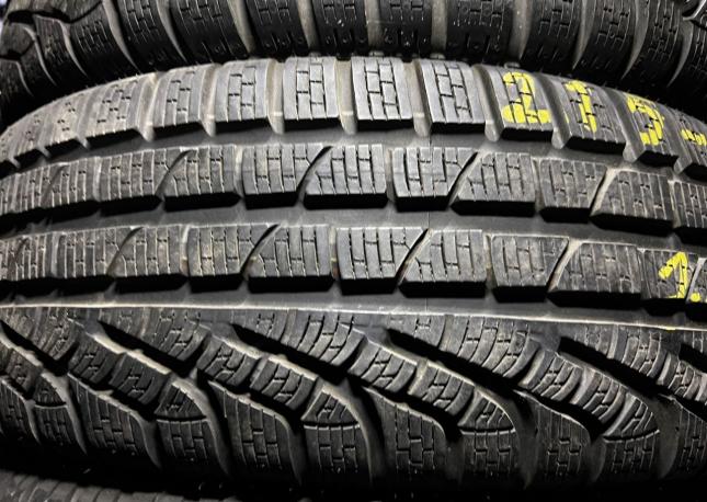 Pirelli Winter Sottozero 270 Serie II 215/60 R17