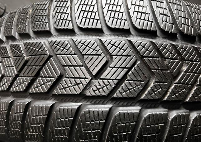 Pirelli Scorpion Ice&amp;Snow 255/50 R20