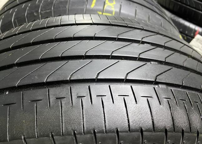 Bridgestone Turanza T005 215/55 R17