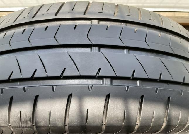 Bridgestone Ecopia NH100 RV 215/55 R17 94V