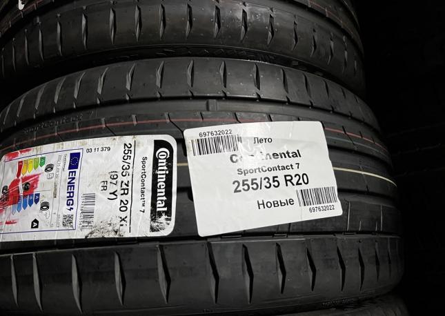 Continental ContiSportContact 7 255/35 R20 и 285/30 R20