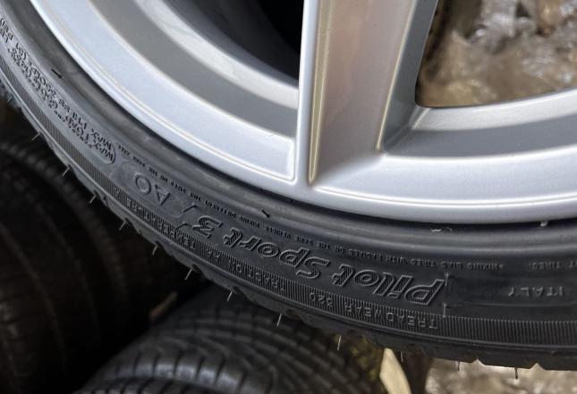 Michelin Pilot Sport 3 240/40 R18