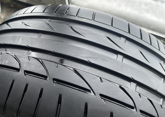 Bridgestone Potenza S001 245/40 R20 и 275/35 R20 Y