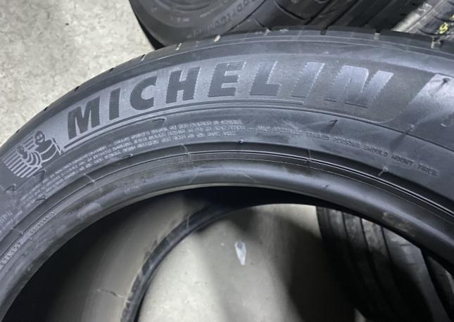 Michelin Pilot Sport 4 295/40 R19 108Y