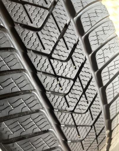 Pirelli Winter Sottozero 3 245/40 R19 98V