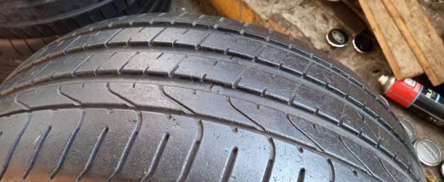 Pirelli P Zero 235/40 R19 92Y