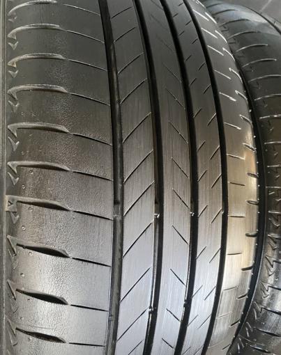 Bridgestone Alenza 001 235/55 R19