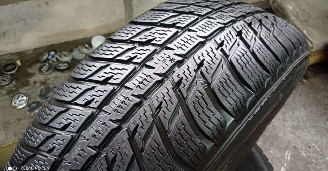 Nokian Tyres WR SUV 3 225/65 R17