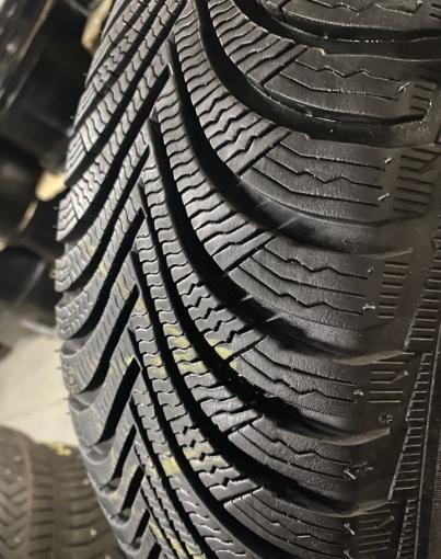 Michelin Alpin 5 215/65 R17