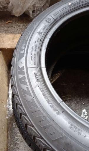 Bridgestone Blizzak LM-32 225/55 R17