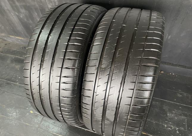 Michelin Pilot Sport 4 275/45 R19