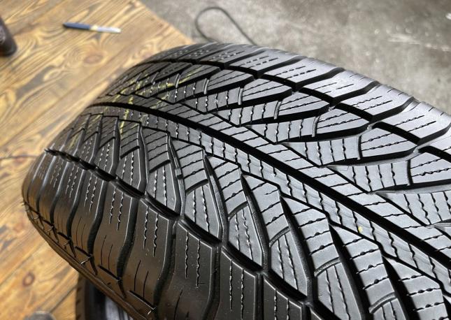 Goodyear Eagle Ultra Grip GW-2 225/55 R17