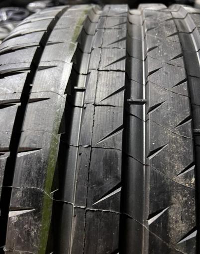 Michelin Pilot Sport 4 S 275/35 R21