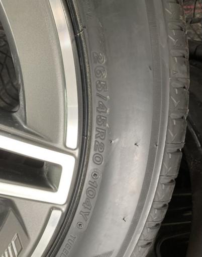 Bridgestone Alenza 001 265/45 R20 104Y