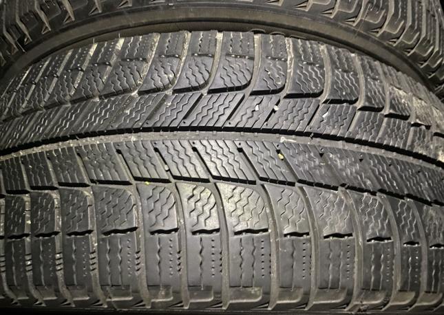 Michelin X-Ice XI3 225/55 R18