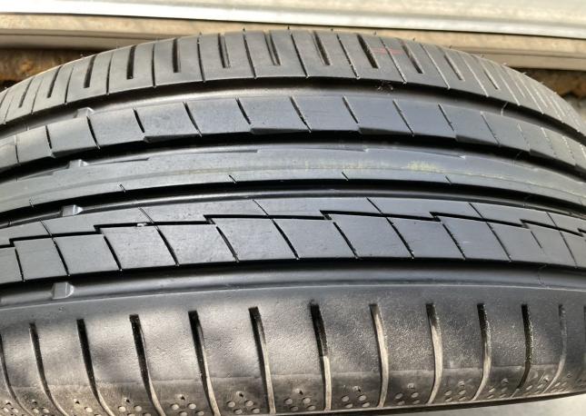 Yokohama BluEarth AE01 205/55 R17 91V