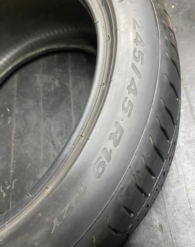 Pirelli P Zero 245/45 R19 и 275/40 R19