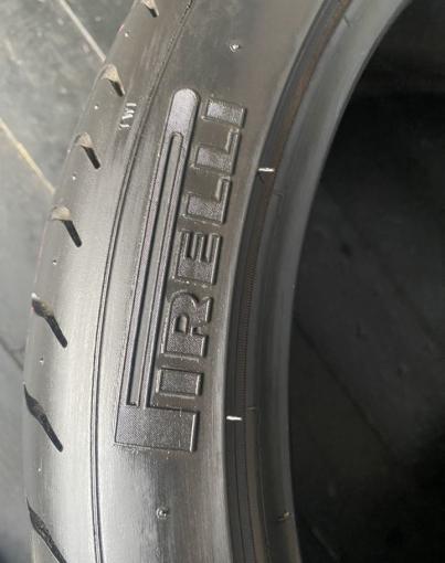 Pirelli P Zero 245/35 R18