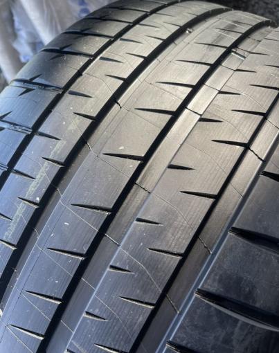 Michelin Pilot Sport 4 S Acoustic 285/35 R21 108Y