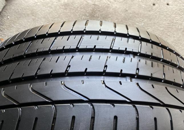 Pirelli P Zero 275/35 R20