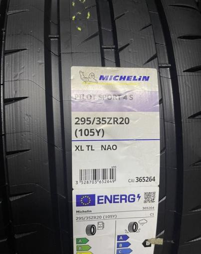 Michelin Pilot Sport 4 S 295/35 R20 105Y