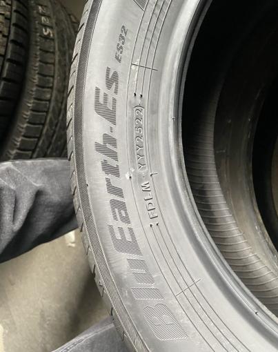 Yokohama BluEarth-ES ES32 215/55 R17 94V