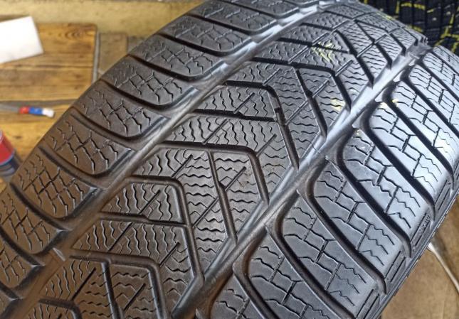 Pirelli Winter Sottozero 3 245/35 R21