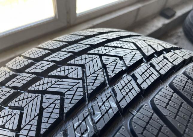 Pirelli Scorpion Winter 285/40 R22 и 325/35 R22 V