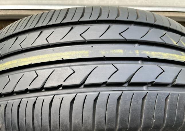 Toyo SD-7 215/55 R17 94V