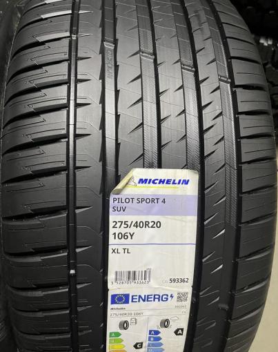 Michelin Pilot Sport 4 S Acoustic 275/40 R20 и 315/35 R20 Y