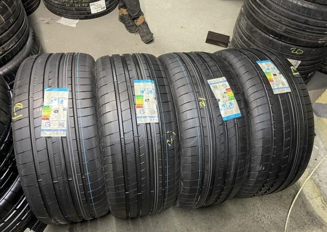 Goodyear Eagle F1 Asymmetric 3 275/40 R22 107Y