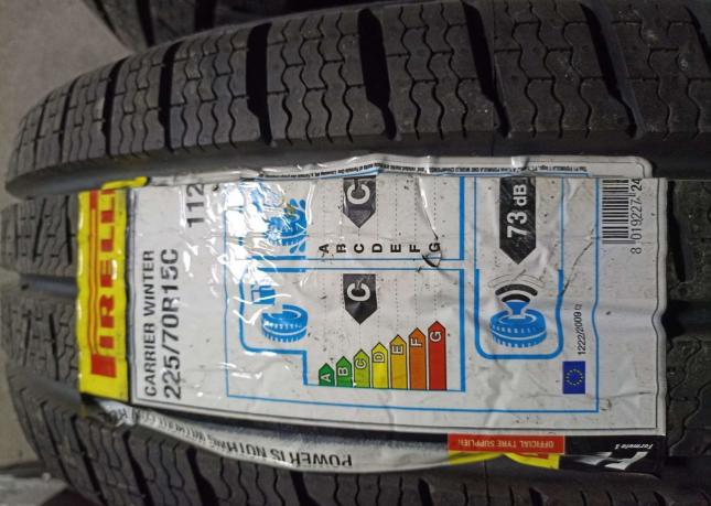 Pirelli Scorpion Carving 225/70 R15C 112