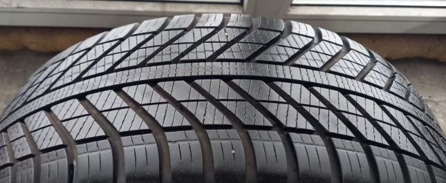 Goodyear Vector 4Seasons 205/55 R16 94V