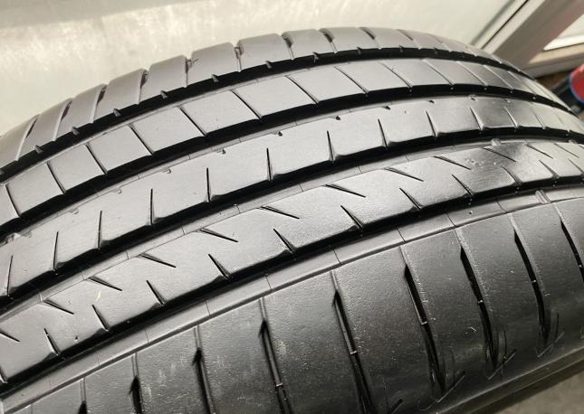 Bridgestone Alenza 001 235/55 R20 102V