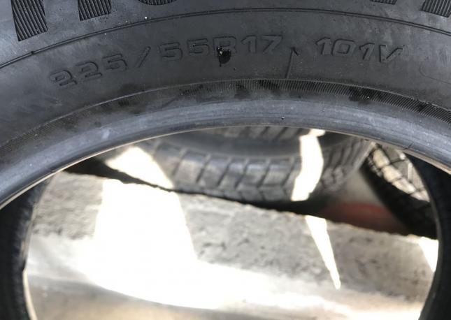 Goodyear EfficientGrip 225/55 R17 101W