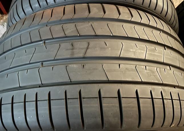 Pirelli P Zero PZ4 L.S. 275/40 R21 и 315/35 R21 107Y