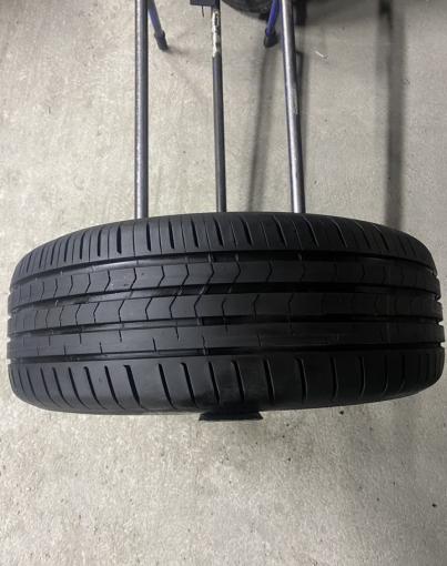 Vredestein Ultrac Satin 215/60 R16