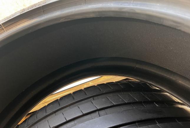 Michelin Pilot Super Sport 245/35 R21