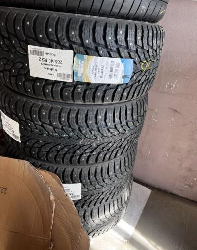 Nokian Tyres Hakkapeliitta 9C 285/40 R22