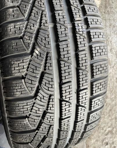 Pirelli Winter Sottozero II 255/45 R19 100V