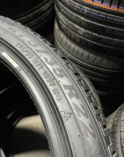 Pirelli Scorpion Winter 275/35 R22 и 315/30 R22 V