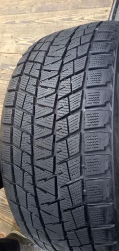 Bridgestone Blizzak DM-V1 275/40 R20 106R